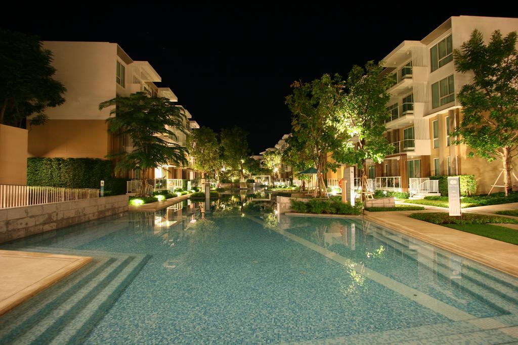 Luxury Beachfront Condo Hua Hin Bagian luar foto