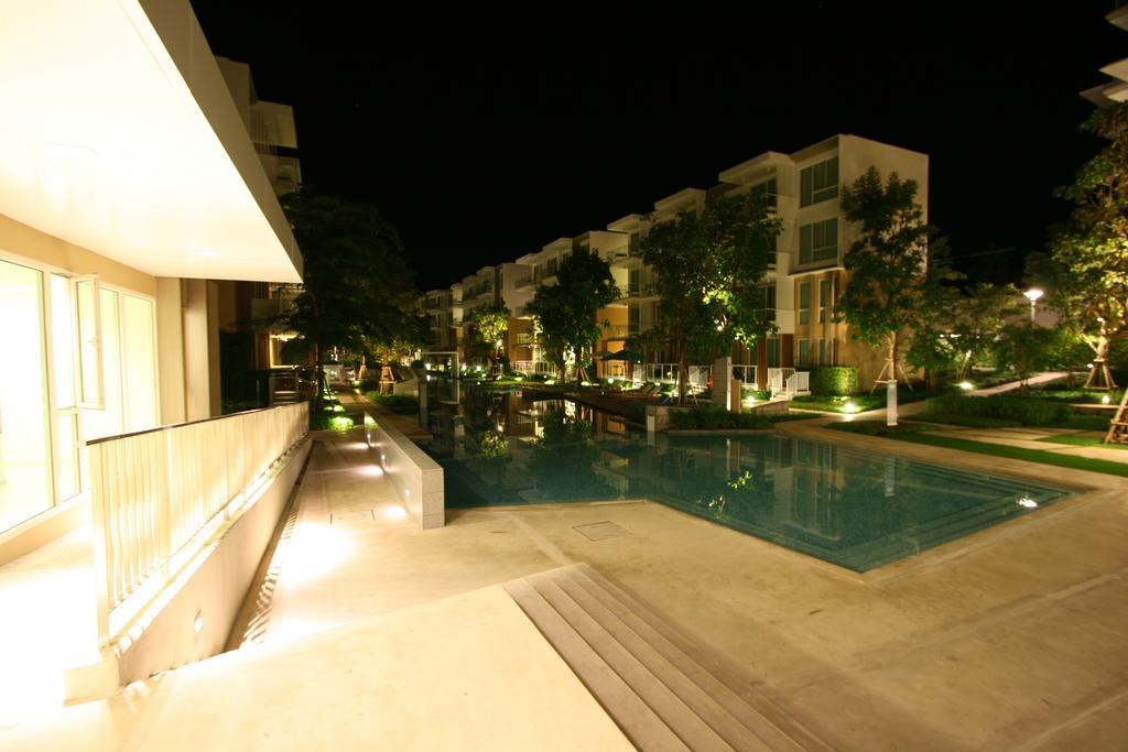 Luxury Beachfront Condo Hua Hin Bagian luar foto