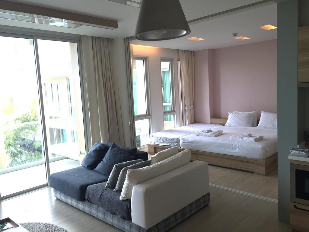 Luxury Beachfront Condo Hua Hin Bagian luar foto