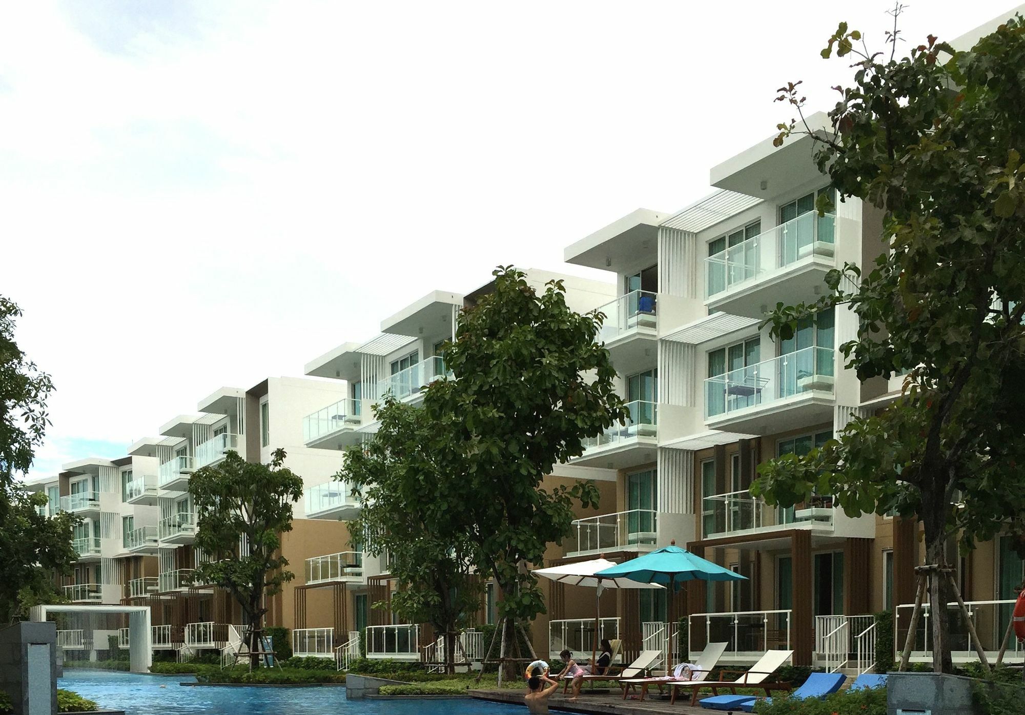 Luxury Beachfront Condo Hua Hin Bagian luar foto